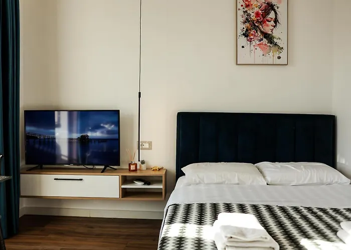 公寓 Azure By Dove 地拉那